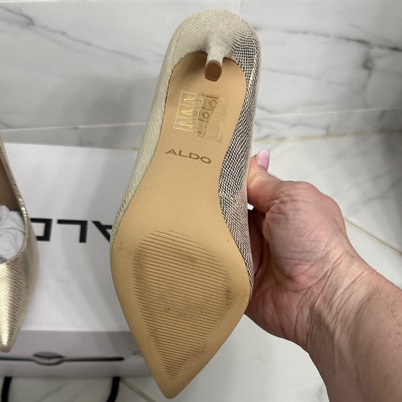 Aldo Stessy 2.0 Gold Heels - Picture 4 of 7